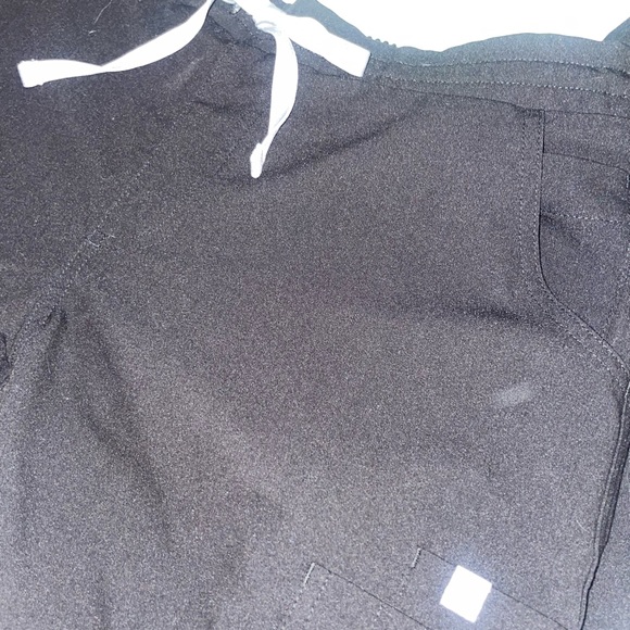 *SOLD* FIGS Yola scrub pants - small, like new - Picture 6 of 8